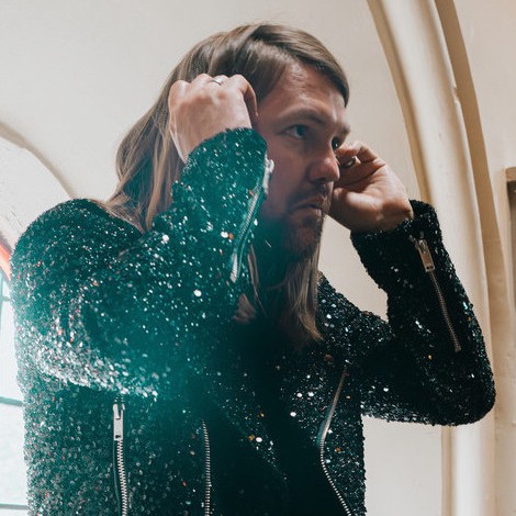 Archive ft. Band Of Skulls